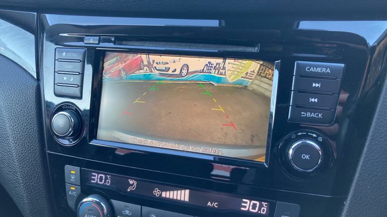 Nissan Qashqai 1.3 DiG-T 160 Acenta Premium 5dr Petrol Hatchback